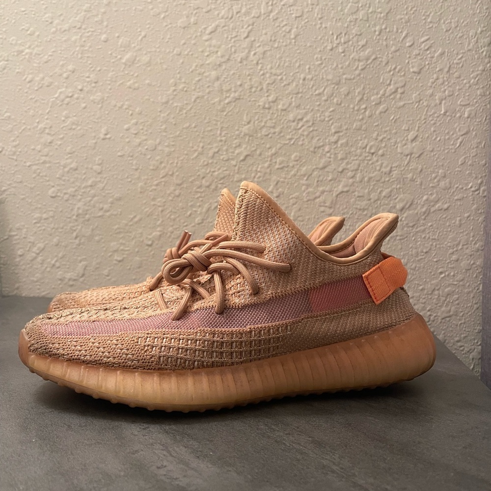 Yeezy 350 Clay